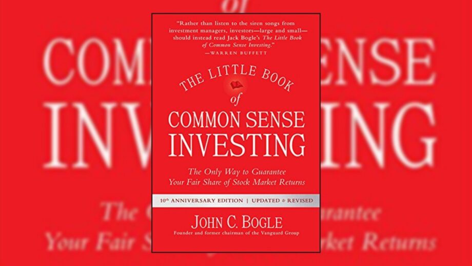 7 Books Warren Buffett Says is a Must Read (for beginners)