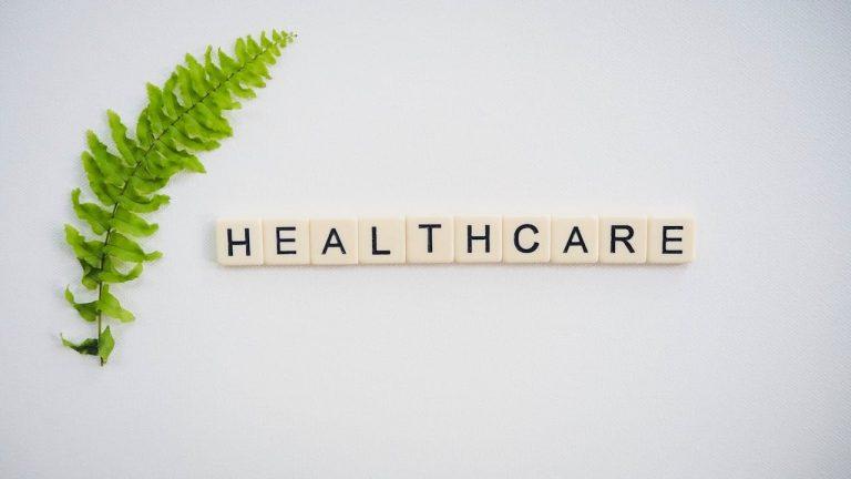 Top 5 Healthcare Stocks to Invest in India 2025