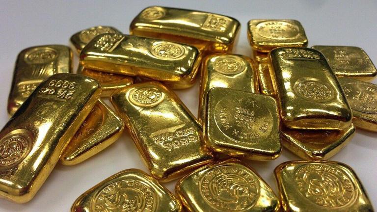 MCX Gold Rate Near ₹1 Lakh Amid Dollar Weakness and US Policy Tensions