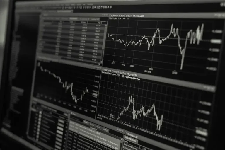 Nifty Holds Ground but Upside Capped: Awaiting Breakout Amid FOMC & Expiry Volatility