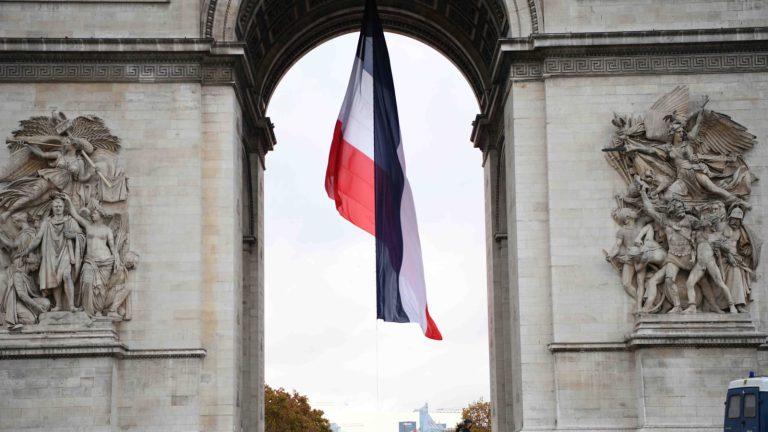CDS Spreads Widen as France Battles Debt and Political Uncertainty