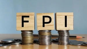 FPI Investment Trends: Auto Sector Gains While Financial Services Struggle in August 2025