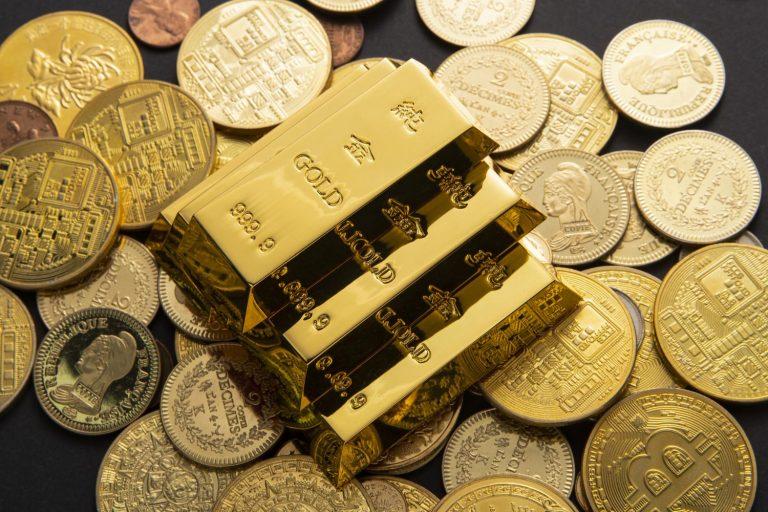 Gold Price Today: MCX Gold, Silver Rates Dip on Profit Booking Ahead of US Inflation Data