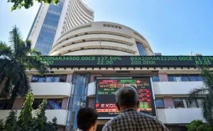 Sensex Falls 174 Points, Nifty Ends Below 25,250 — Indian Stock Market Turns Cautious Amid Global Uncertainty