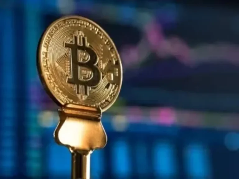 Bitcoin Price Today: Crypto Market Slips as Bitcoin Falls Below $100,000, Ethereum & Solana Drop
