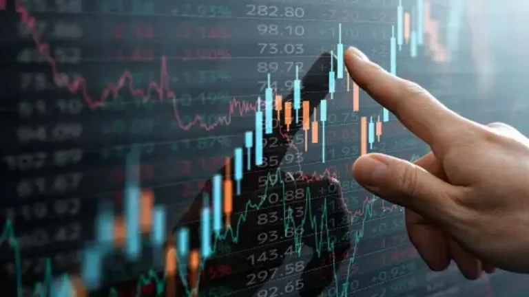 IT Shares Rally as TCS Share Price & Tech Mahindra Share Price Jump on India-US Trade Deal Hopes