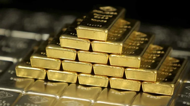 Gold Price Today: Slight Dip After Record High, Spot and Futures Update