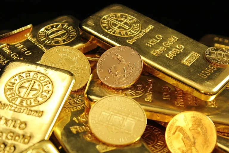 Gold Price Today Slides on MCX as Profit Booking Weighs on Rates