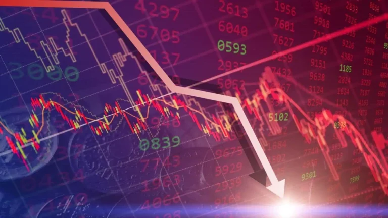 Sensex and Nifty News: Sensex Crashes 900 Points, Nifty 50 Slips Below 25,650 – Why Is the Indian Stock Market Down Today? | Stock Market Today