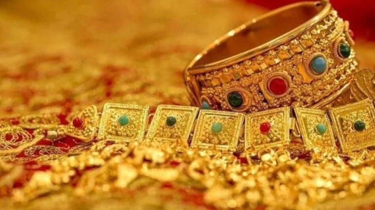 Titan, Kalyan Jewellers to Senco Gold Shares Surge on India-US Trade Deal News | Stock Market Today