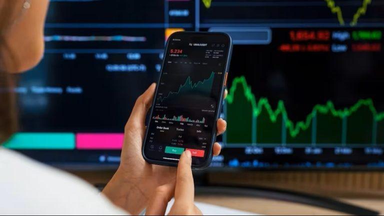 Bank Nifty Slides Over 2% Amid Broad-Based Weakness