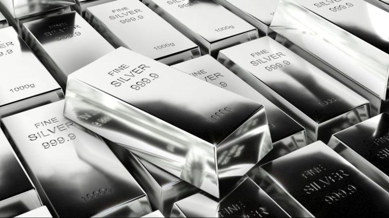 Silver Rate Today: MCX Silver Rebounds to ₹2.4 Lakh Amid Soft Dollar, But Weekly Loss Still in Sight | Stock Market Today