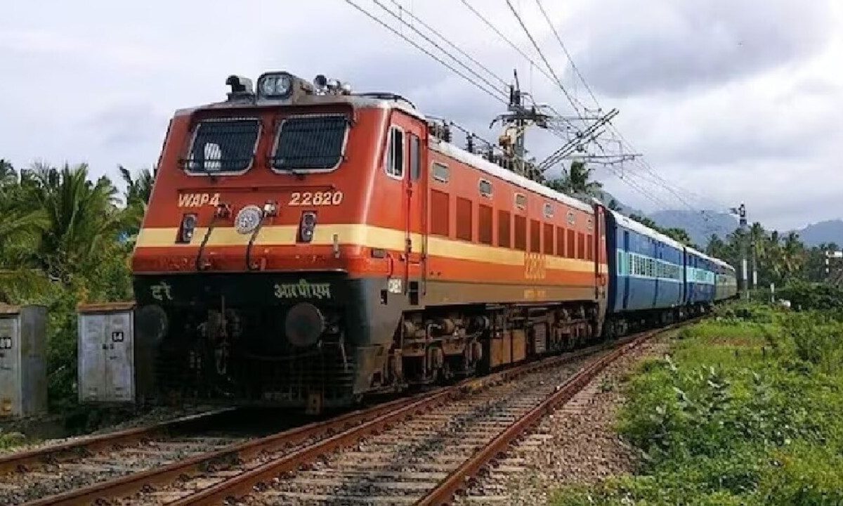 Ircon International Share Price Jumps Nearly 3% on May 21 After Securing Rs 254 Crore Railway Contract