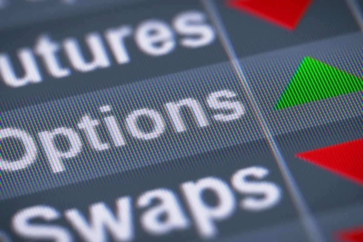 May Rollover Data Analysis: Bulls Dominate Despite Market Volatility