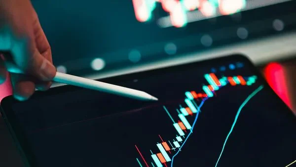 Nifty Rebounds Above 25,000: Key Resistance Zone at 25,250 in Focus