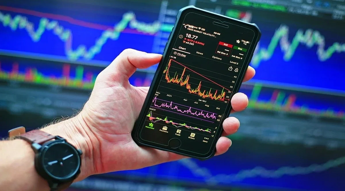 Sellers Dominate as Nifty Bank Tumbles Below 20–50–100 DMA Cluster