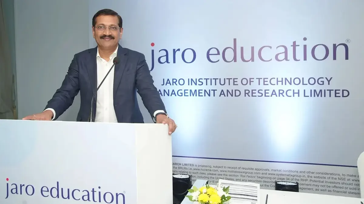 Jaro Institute IPO opened at ₹890 on NSE and BSE but dropped up to 18% post-listing. Check full listing performance and IPO details here.