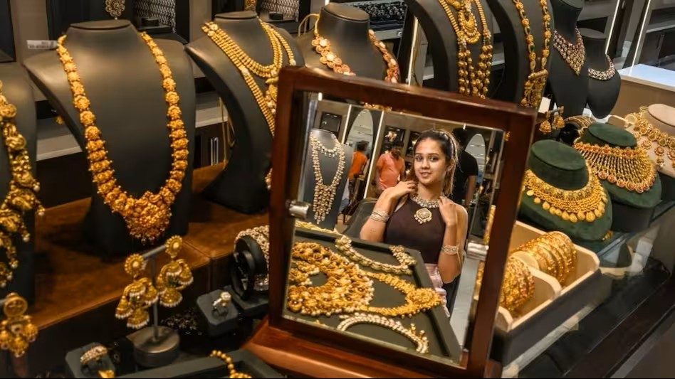Shringar House of Mangalsutra Share Price Surges Amid Strong IPO Subscription | Stock Market Today