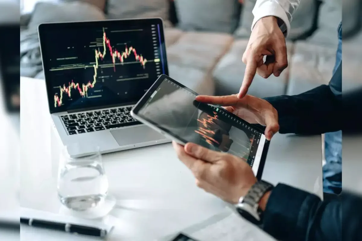 Nifty Faces Make-or-Break at 24,400; Weak August Close Signals Caution
