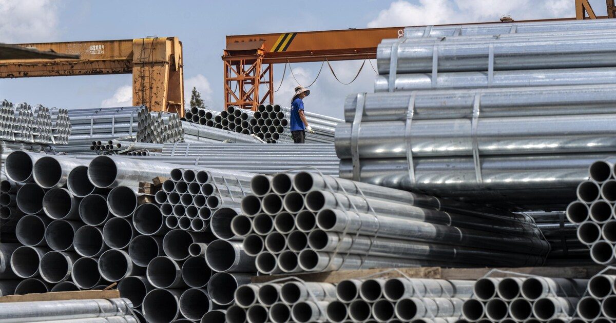 Metal Stocks Rise as Tata Steel and Jindal Steel Lead the Rally