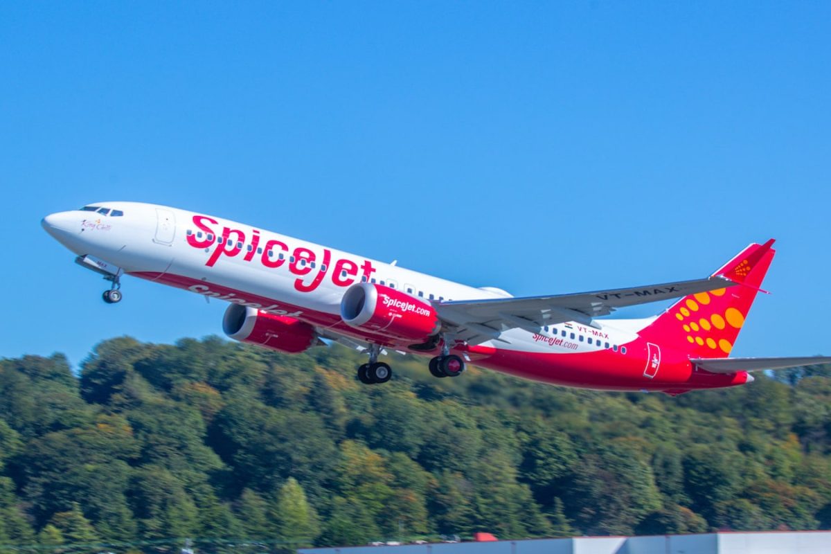 SpiceJet Share Price Today: Airline Doubles Daily Flights, Expands Fleet for Winter Push