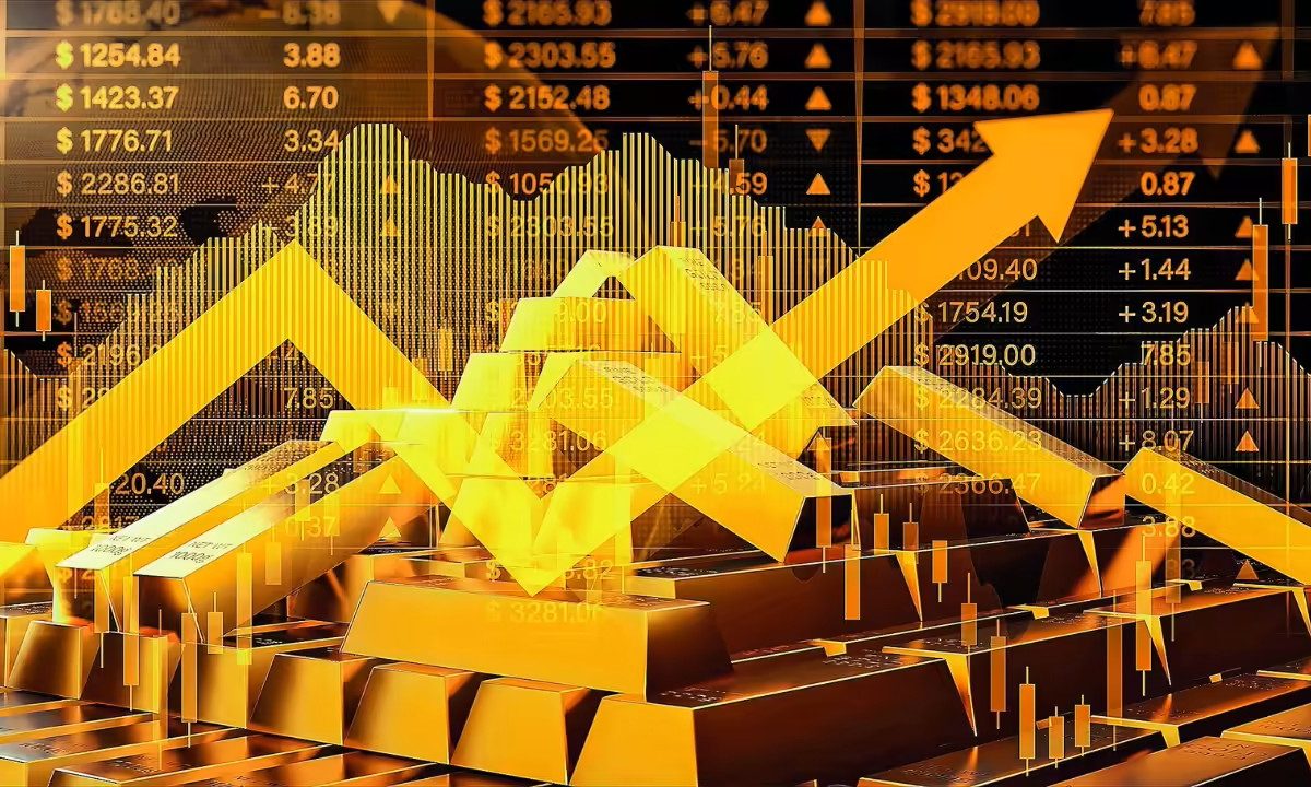 India's Gold Demand Cools After Festive Rush; Global Buying Picks Up