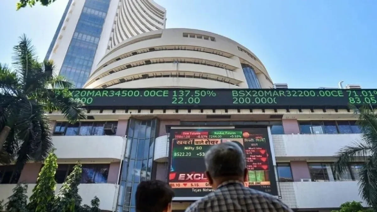 Sensex Falls 500 Points, Nifty Slips Below 25,850 Amid Broad Profit Booking