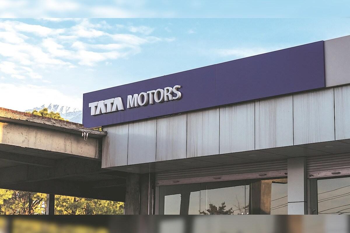 Tata Motors CV Listing: TMCV Share Price Opens at 28% Premium as Commercial Vehicle Business Begins New Journey