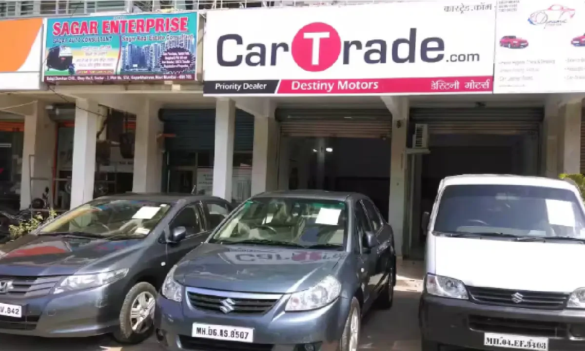 CarTrade Share Price Moves as Company Confirms Talks for CarDekho Acquisition