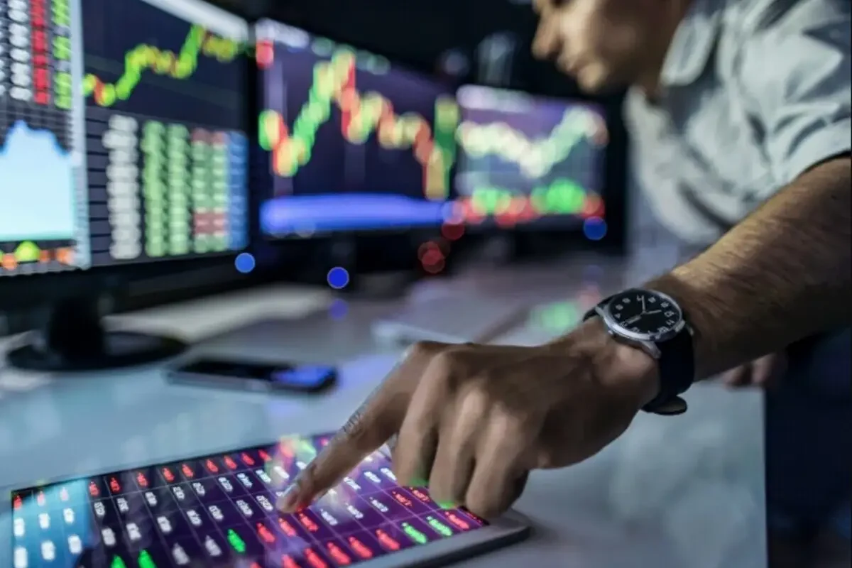 Nifty Drifts Sideways; Buyers Remain Hesitant While Sellers Hold the Upper Hand