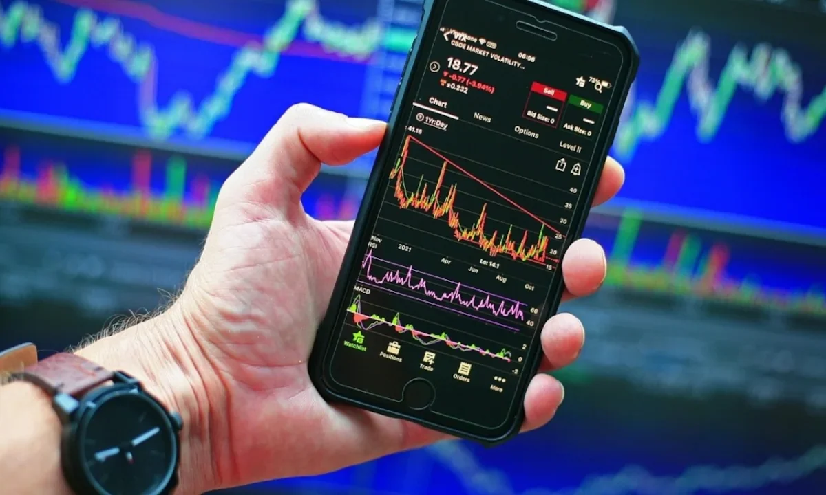 Stocks to Watch Today: IRFC, India Cements, Canara Bank, IndiGo, Hindustan Copper, KPI Green, Motilal Oswal, CEAT, Maruti Suzuki, Bikaji Foods | Stock Market Today