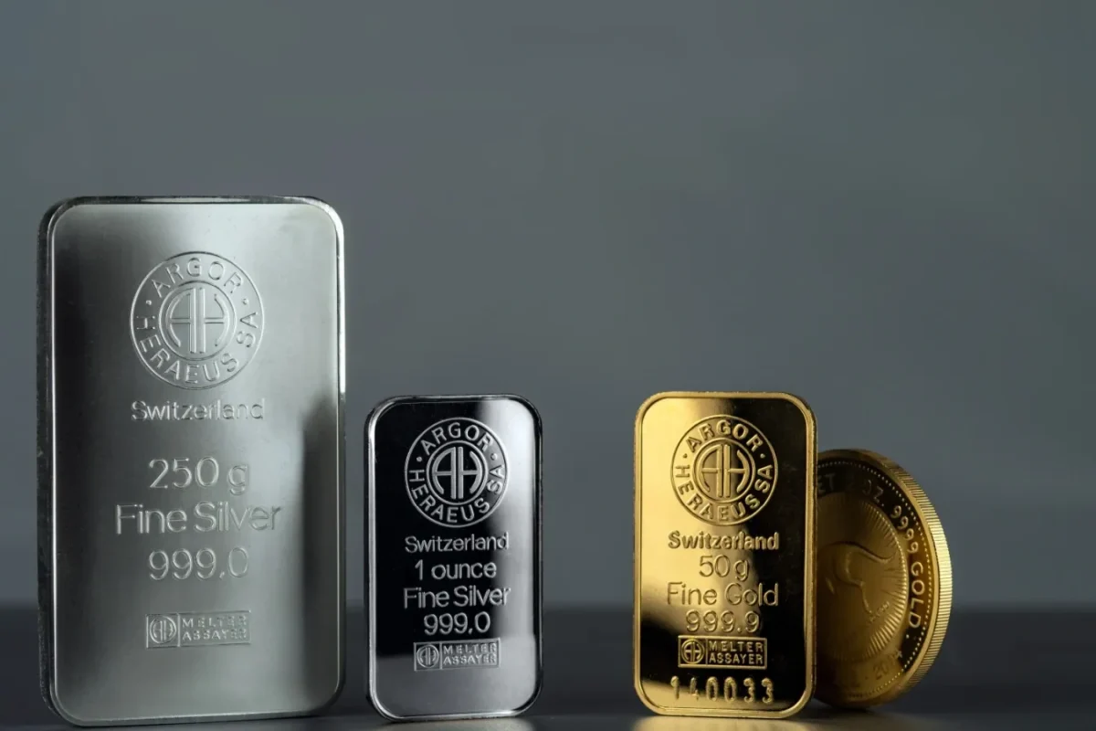 Gold and Silver Prices in India Surge Ahead of Fed Policy Meeting: 22K Gold Hits Rs 15,140/gm, Silver Gains Momentum