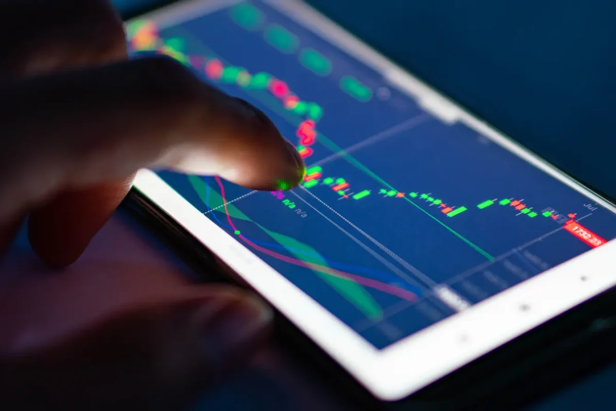 Blue Cloud Share Price Jumps as Stock Market Today Reacts to $1 Billion Data Centre Plan