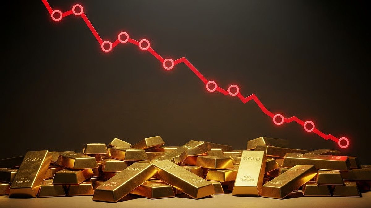 Gold Prices Slide Over 20% on MCX: What This Sharp Fall Really Means for Investors | Stock Market Today