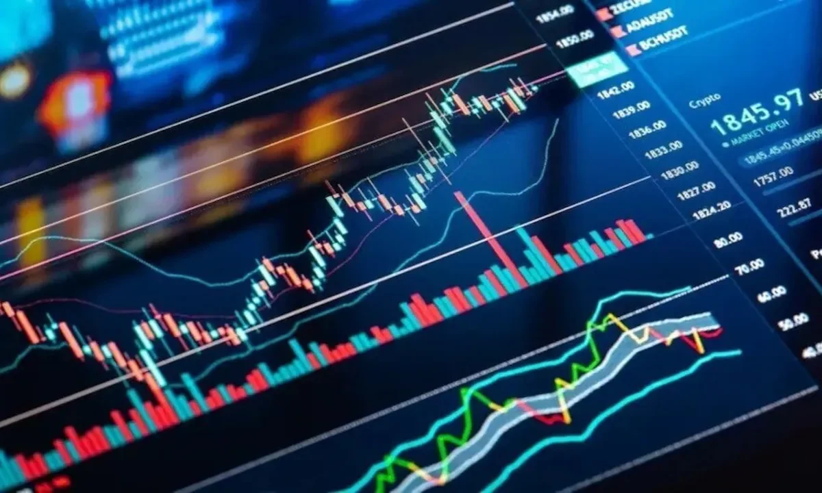 Sensex and Nifty News: Markets Rebound After Early Fall, IT Buying Lifts Indices Near Day’s High | Stock Market Today