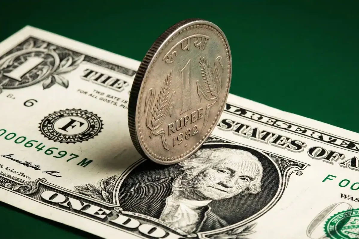 Indian Rupee Hits Record Low of 92.33 Against US Dollar as Crude Oil Prices Surge | Stock Market Today